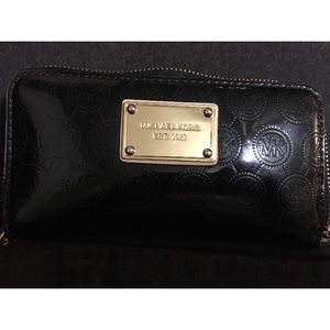 Michael kors patten leather wallet new